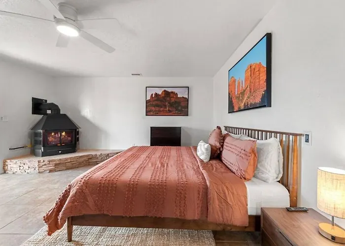 Uptown Walk Out Basement With Ultimate Views And Hot Tub * Sedona