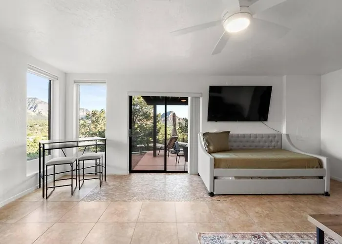 Holiday home Uptown Walk Out Basement With Ultimate Views And Hot Tub Sedona